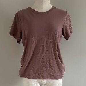 Abercrombie & Fitch Mauve Crewneck Short Sleeve Tee
